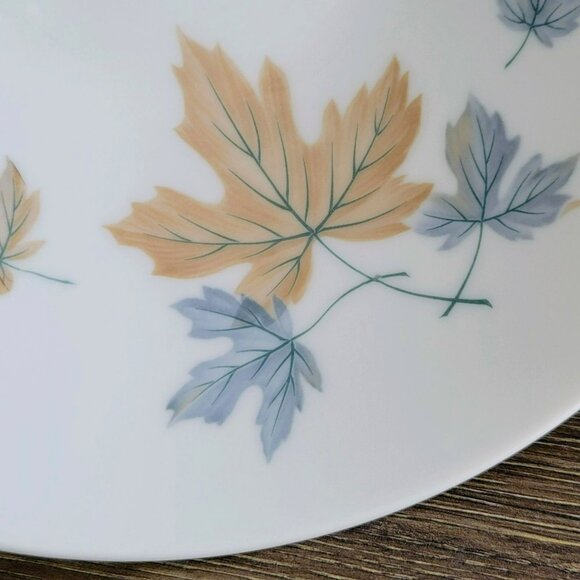 Vintage Noritake Maplewood Round Serving Bowl, Blue & Tan Autumn Leaves, c.1960s - Picture 5 of 11